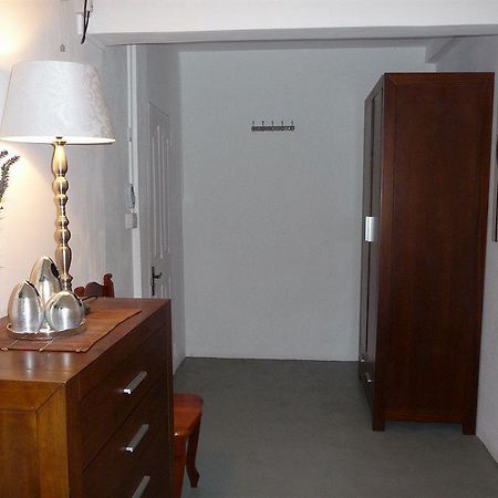 เอสปรี ลิเบรอ เรสเทอรองต์ แอนด์ เกสท์เฮาส์ Hotel กรองด์เบย์ ภายนอก รูปภาพ