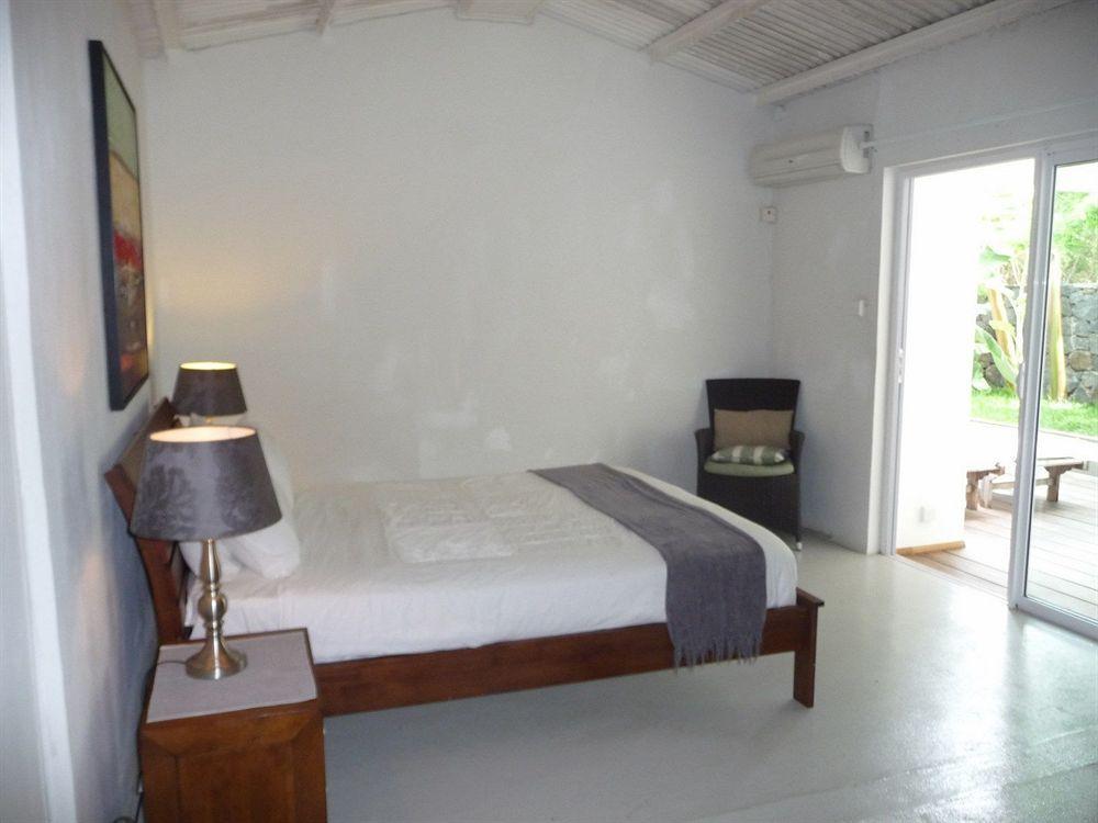 เอสปรี ลิเบรอ เรสเทอรองต์ แอนด์ เกสท์เฮาส์ Hotel กรองด์เบย์ ภายนอก รูปภาพ