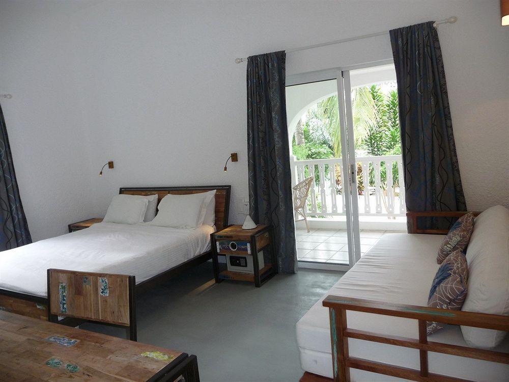 เอสปรี ลิเบรอ เรสเทอรองต์ แอนด์ เกสท์เฮาส์ Hotel กรองด์เบย์ ภายนอก รูปภาพ