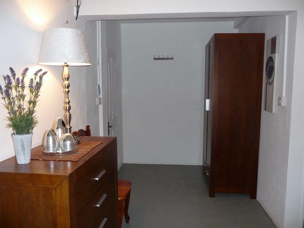 เอสปรี ลิเบรอ เรสเทอรองต์ แอนด์ เกสท์เฮาส์ Hotel กรองด์เบย์ ภายนอก รูปภาพ